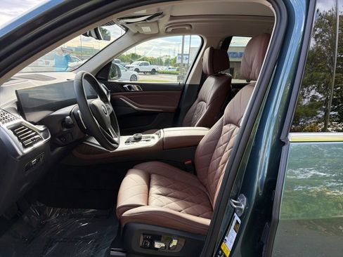 Certified 2023 BMW X7 xDrive40i w/ Executive Package image 6