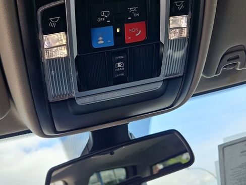 Used 2024 RAM 2500 Laramie AWD/4WD image 27