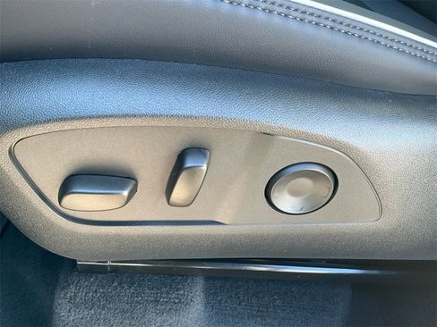 New 2026 GMC Acadia Denali w/ Super Cruise Package image 30