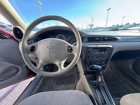 Used 2005 Chevrolet Malibu Classic image 11