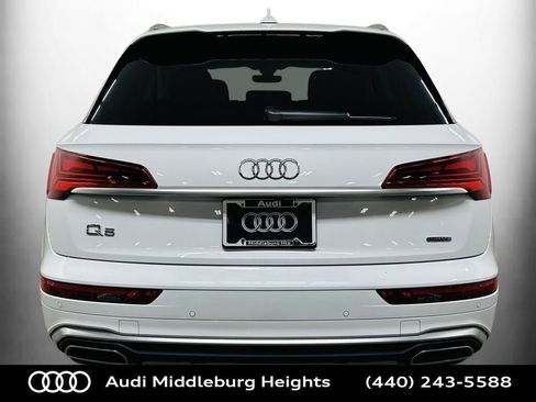 Certified 2023 Audi Q5 2.0T Premium w/ Convenience Package image 8