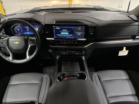 New 2026 Chevrolet Silverado 2500 LT w/ All Star Edition AWD/4WD image 10