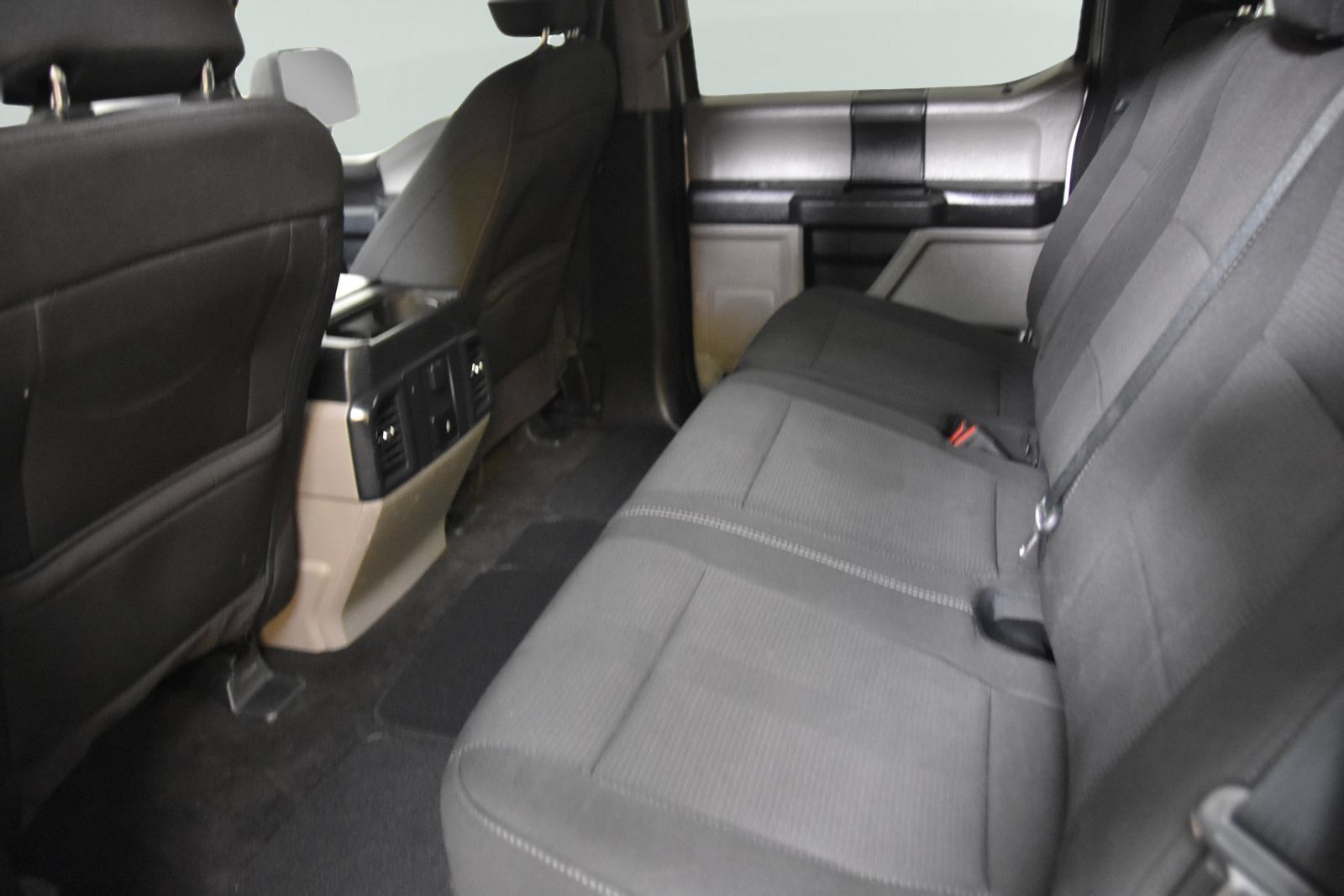 Used 2018 Ford F150 XL w/ Equipment Group 101A Mid RWD image 28