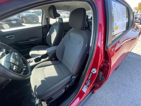 Used 2025 Kia K4 LXS image 39