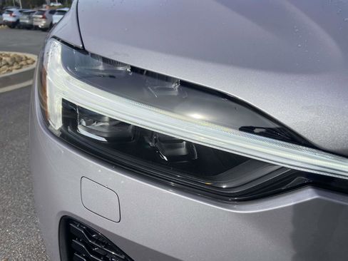 New 2026 Volvo XC60 B5 Plus w/ Climate Package image 4