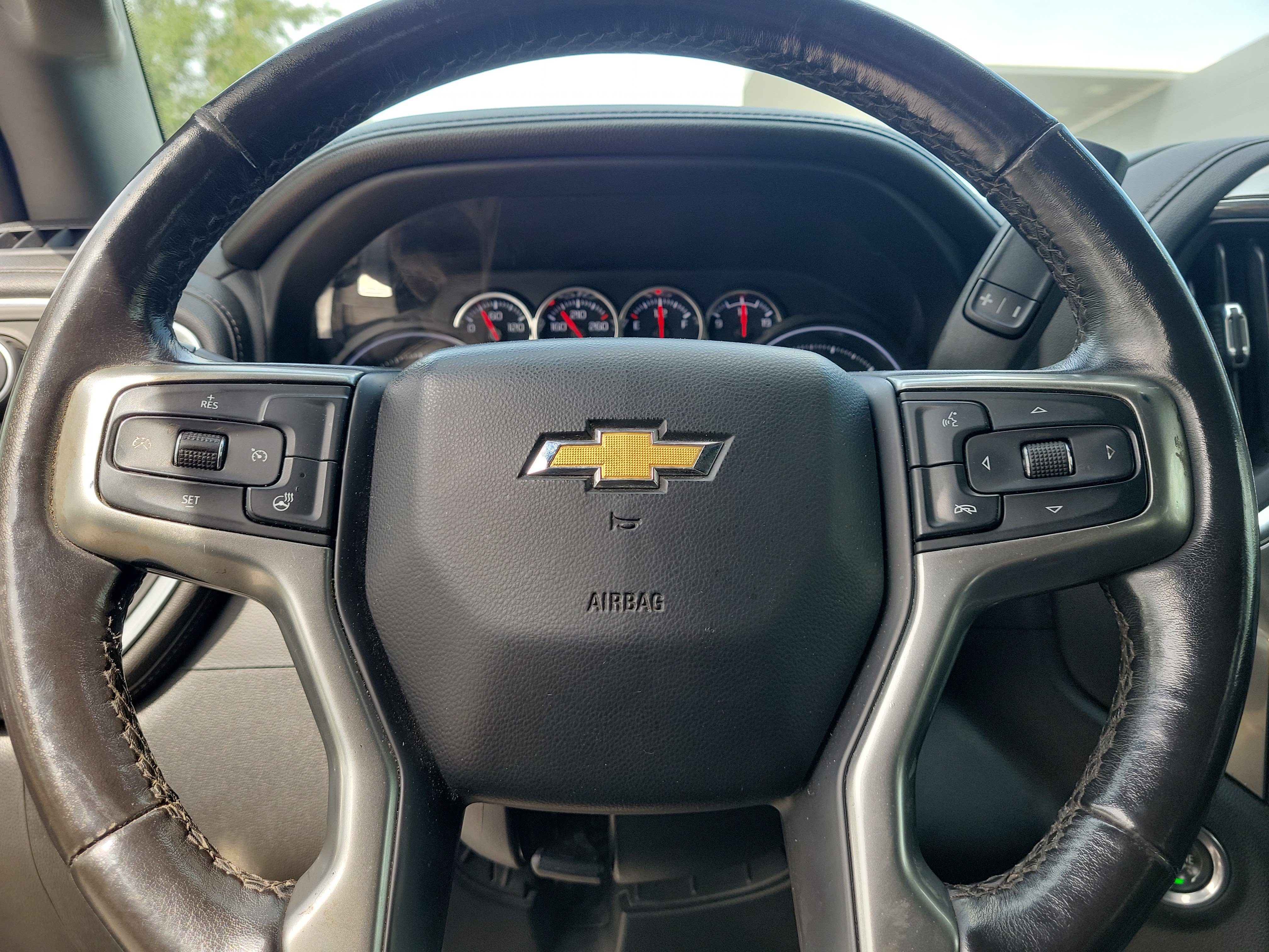 Used 2022 Chevrolet Silverado 3500 LTZ w/ LTZ Plus Package AWD/4WD image 21