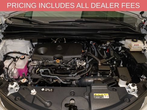 Certified 2025 Toyota Sienna XLE FWD image 20