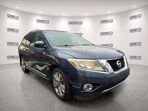 Used 2014 Nissan Pathfinder Platinum w/ Platinum Premium Package FWD image 1