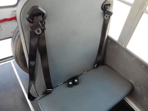 Used 2008 Chevrolet Express 3500 w/ School Bus Package RWD image 11