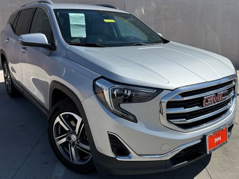 Used 2020 GMC Terrain SLT w/ Preferred Package AWD/4WD image 1