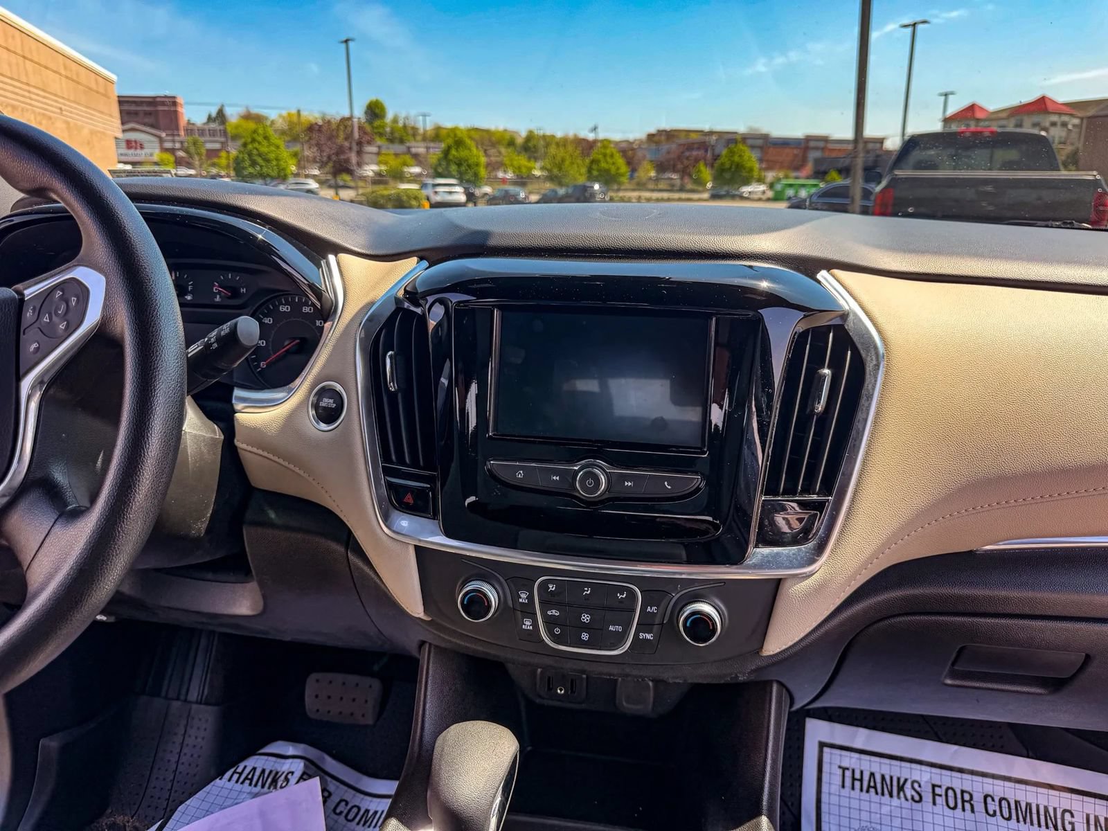 Used 2022 Chevrolet Traverse LS FWD image 23