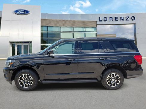 Used 2023 Ford Expedition XLT RWD image 8