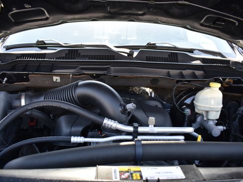 Used 2016 RAM 1500 Big Horn RWD image 30