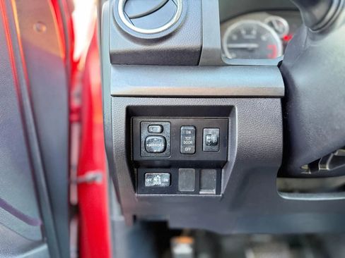 Used 2015 Toyota Tundra SR5 image 19