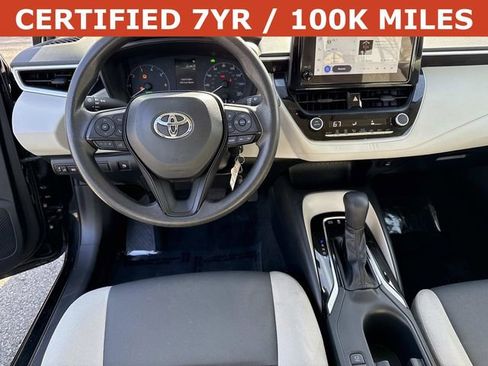 Used 2024 Toyota Corolla LE image 17