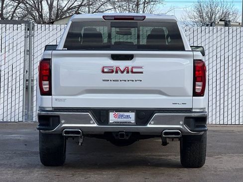 New 2026 GMC Sierra 1500 SLE image 5