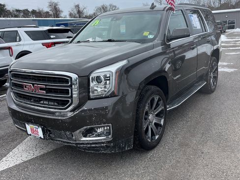 Used 2019 GMC Yukon SLE w/ Convenience Package image 1