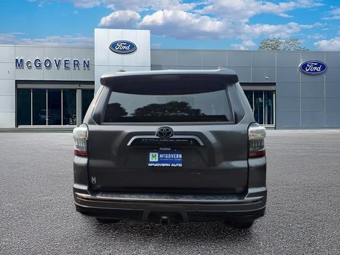 Used 2019 Toyota 4Runner Limited AWD/4WD image 7