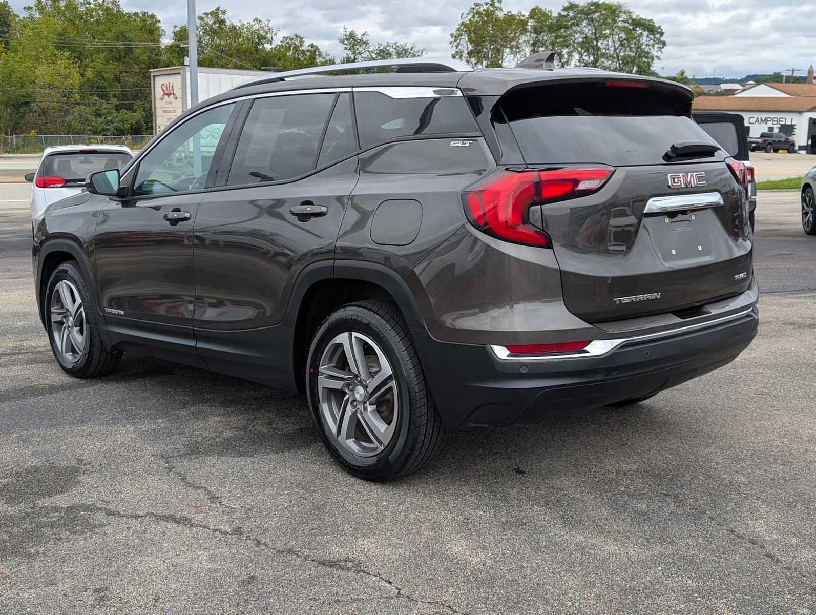 Used 2019 GMC Terrain SLT w/ Preferred Package AWD/4WD image 10