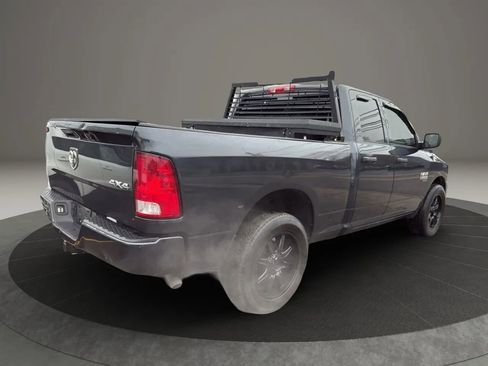 Used 2019 RAM 1500 Express w/ Express Value Package AWD/4WD image 5