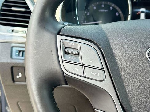 Used 2017 Hyundai Santa Fe Sport FWD image 33