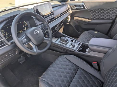 New 2026 Nissan Rogue Platinum AWD/4WD image 12