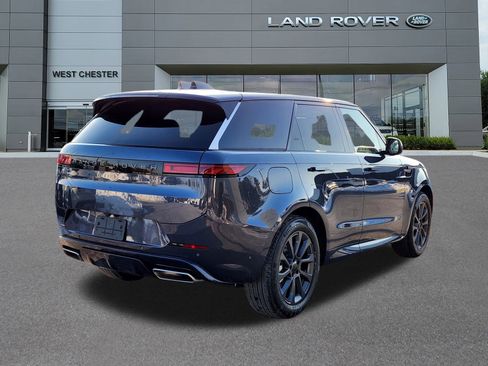 New 2026 Land Rover Range Rover Sport Dynamic SE image 4