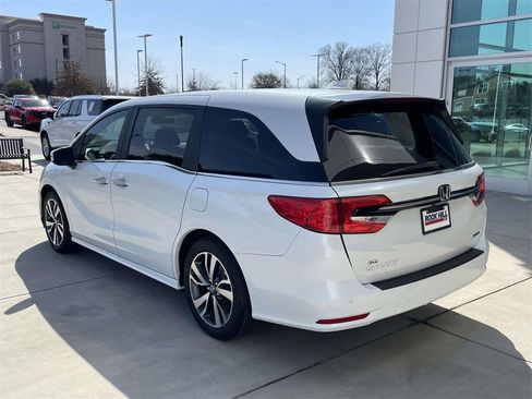 Used 2022 Honda Odyssey Touring image 11