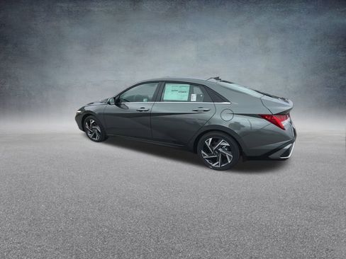 New 2025 Hyundai Elantra Limited image 15