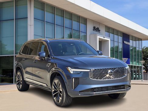 New 2026 Volvo XC90 B6 Plus w/ Protection Package Premier image 2