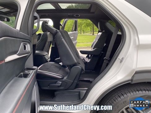 Used 2025 Ford Explorer ST image 41