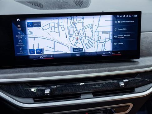 Used 2023 BMW X7 xDrive40i w/ Premium Package image 14