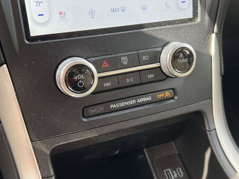 Used 2023 Ford Edge SEL w/ Convenience Package image 13