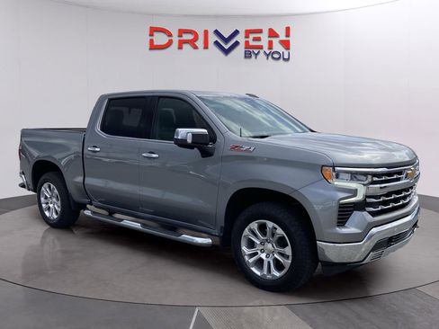 Used 2023 Chevrolet Silverado 1500 LTZ image 9