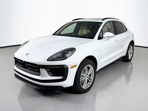 Certified 2026 Porsche Macan AWD/4WD image 1