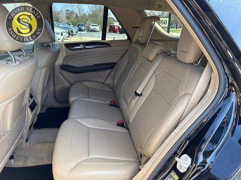 Used 2015 Mercedes-Benz ML 350 4MATIC w/ Premium 1 Package image 13