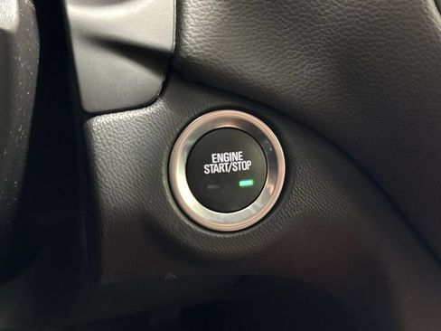 Certified 2023 Chevrolet Equinox LT FWD image 16