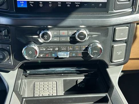 New 2026 Ford F250 Lariat w/ Lariat Premium Package AWD/4WD image 24