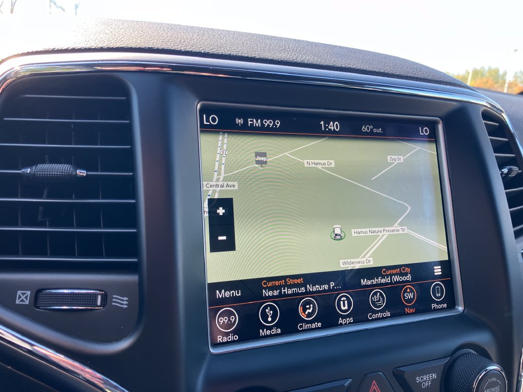 Used 2018 Jeep Grand Cherokee Limited AWD/4WD image 5