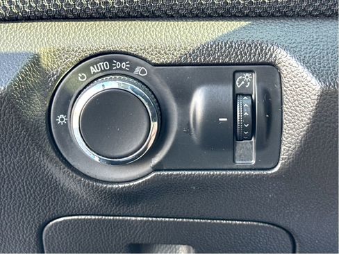 Used 2014 Chevrolet Cruze Eco image 12