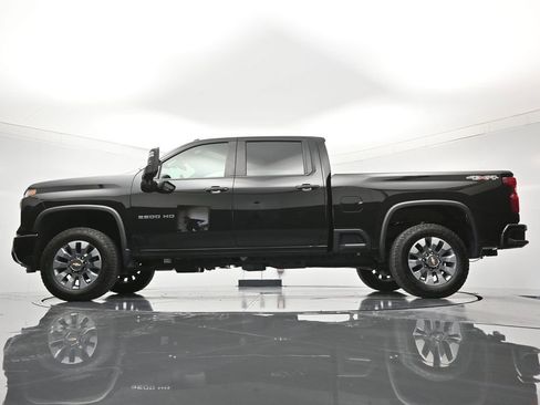 Used 2024 Chevrolet Silverado 2500 Custom w/ Custom Value Package AWD/4WD image 42