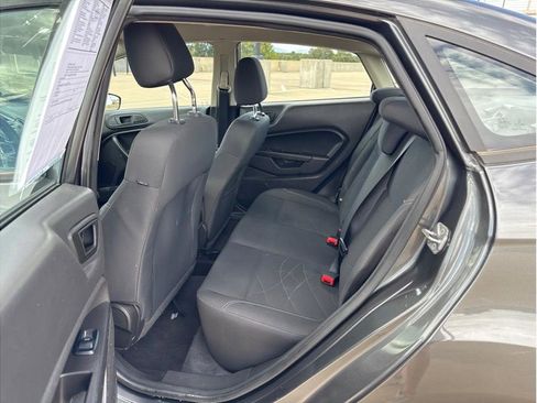 Used 2019 Ford Fiesta SE image 11