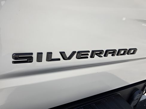 Used 2022 Chevrolet Silverado 1500 LT Trail Boss AWD/4WD image 32