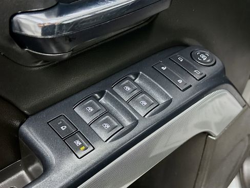 Used 2017 Chevrolet Silverado 1500 LT w/ Texas Edition image 18