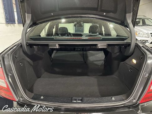 Used 2014 Mercedes-Benz C 300 4MATIC Sedan image 11