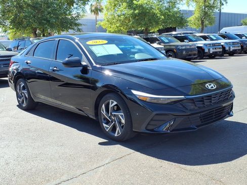 Certified 2025 Hyundai Elantra Sport FWD image 7