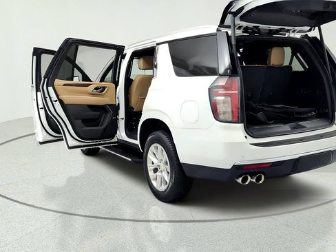 Certified 2023 Chevrolet Tahoe Premier AWD/4WD image 11