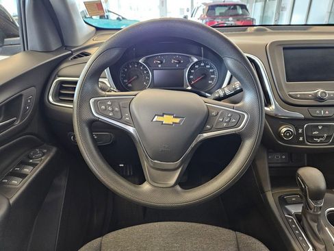Used 2023 Chevrolet Equinox LT w/ LPO, Floor Liner Package AWD/4WD image 16