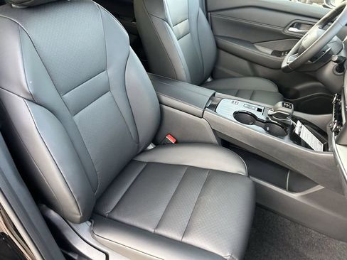 New 2026 Nissan Rogue SV image 10