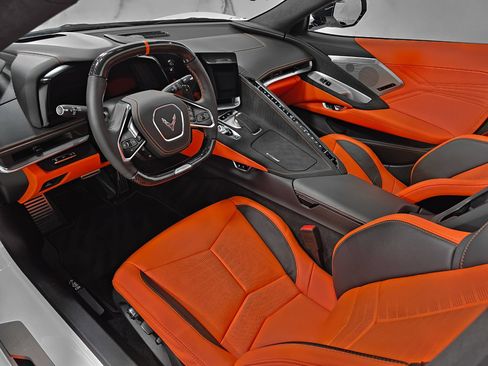 Used 2025 Chevrolet Corvette E-Ray AWD/4WD image 17